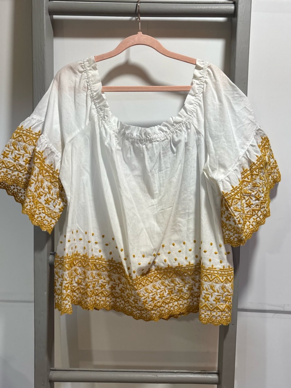 Maurices XXL White Peasant Top Embroidered, renaissance, boho, hippie, coquette